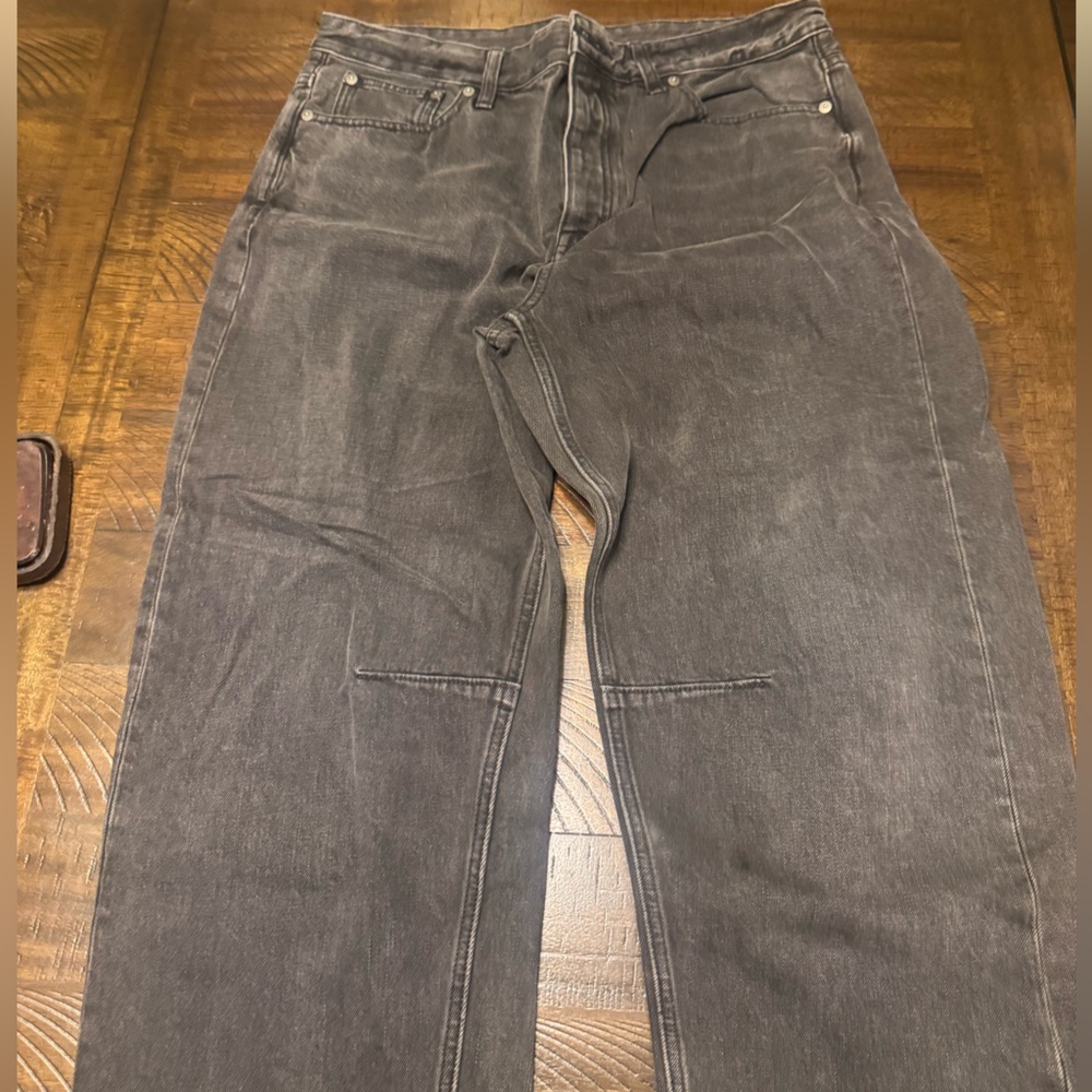 Madewell darted barrel leg jeans